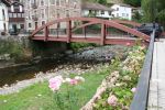 Puente_Sobre_Rio_Pigueña,_Belmonte-Asturias.jpg