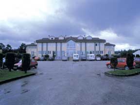 Hotel Cristal Aeropuerto, Castrillon